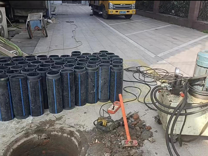 商水PE置换管厂家 DN315置换管 非开挖管短管置换